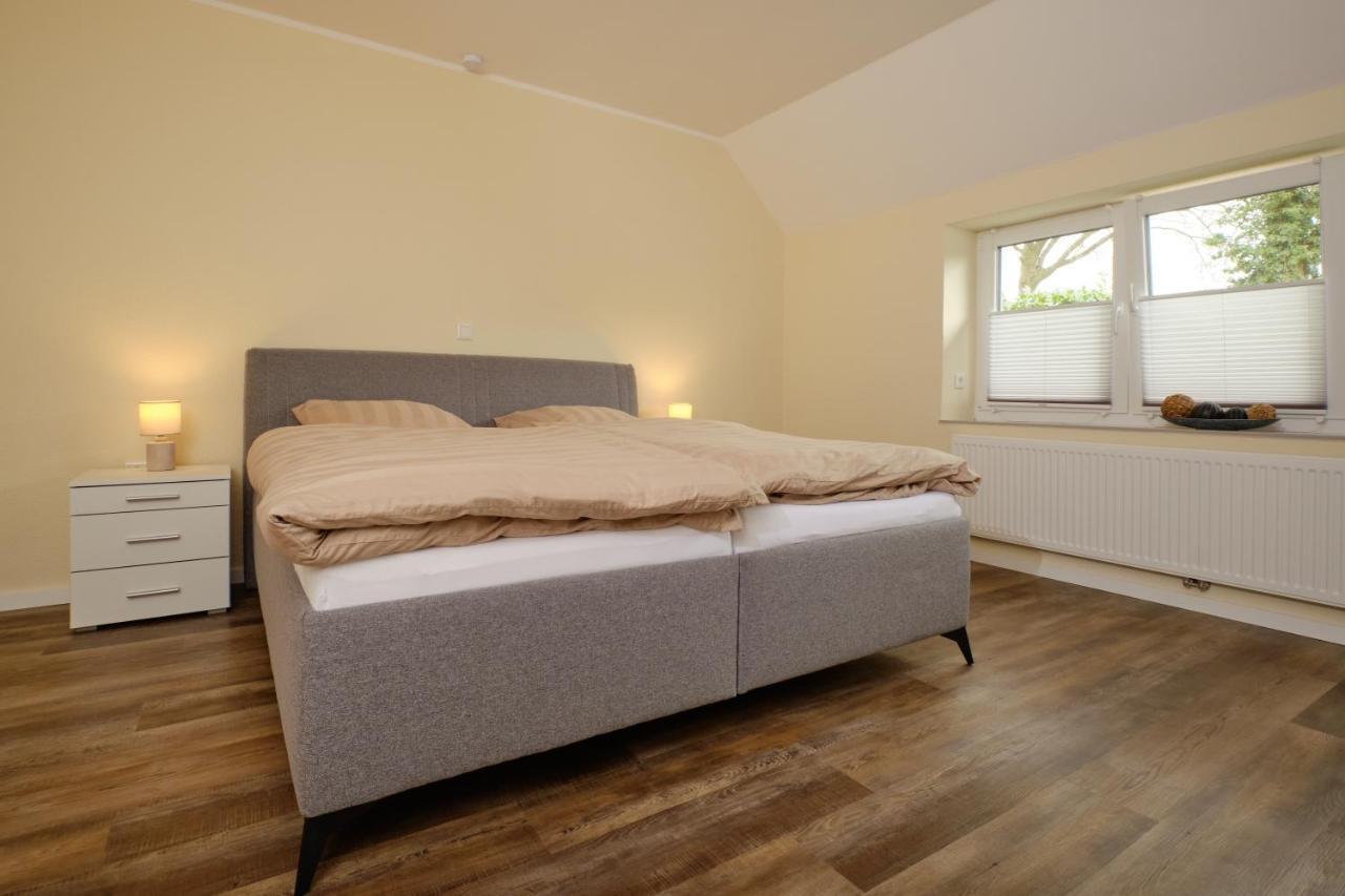 Ferienwohnung Schwarting Wiefelstede Экстерьер фото
