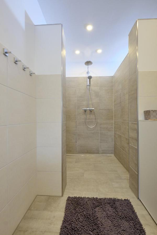 Ferienwohnung Schwarting Wiefelstede Экстерьер фото